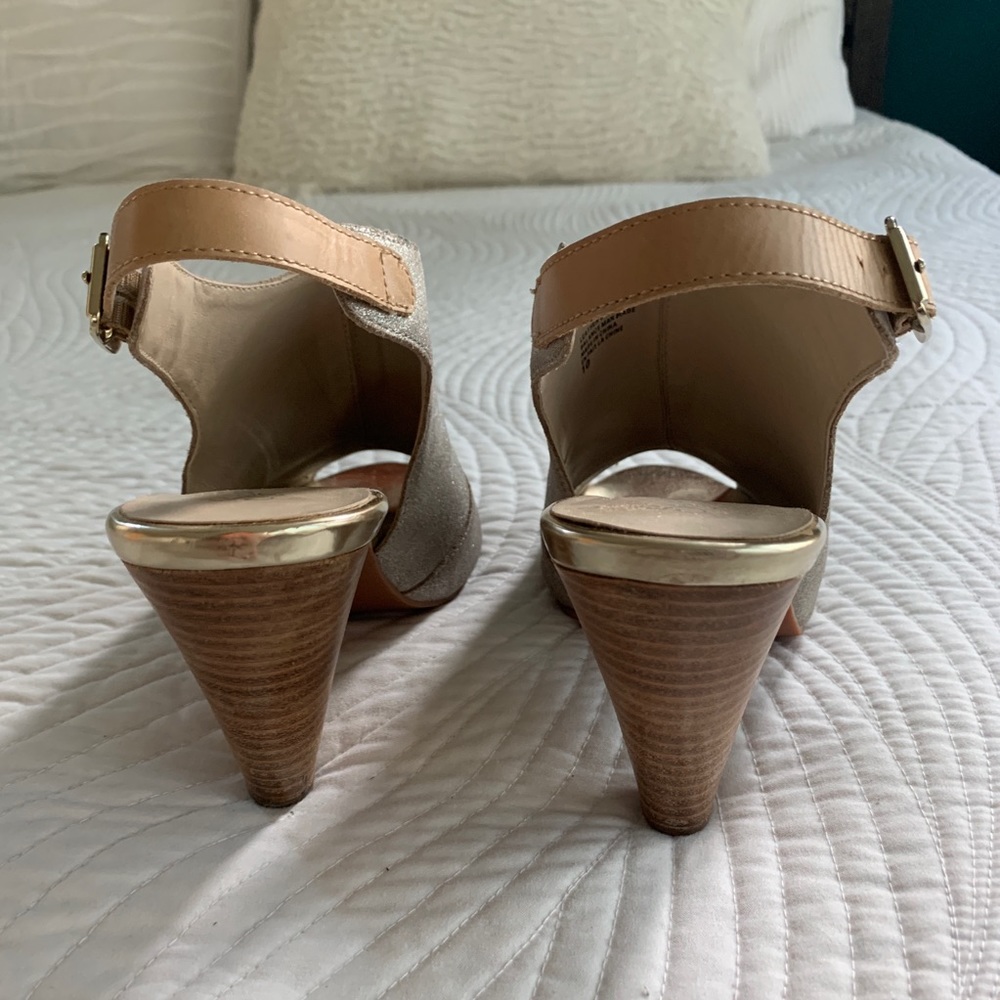 Seychelles Peep Toe Open Back Heels - Picture 5 of 8